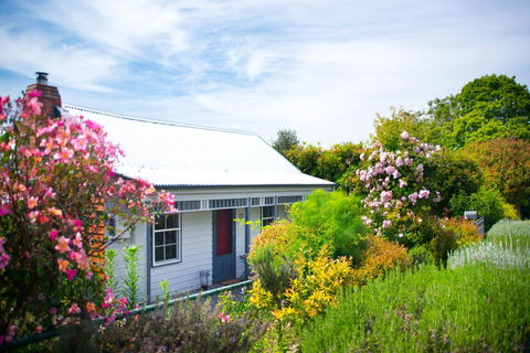 Fortuna Cottage - Accommodation BNB 1