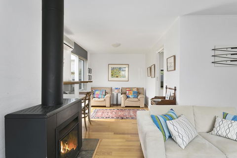 Front Beach Shack - Renovated House In A Quiet Location - Accommodation BNB 2