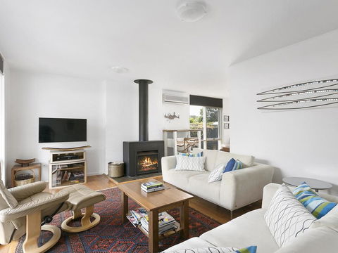 Front Beach Shack - Renovated House In A Quiet Location - Accommodation BNB 1