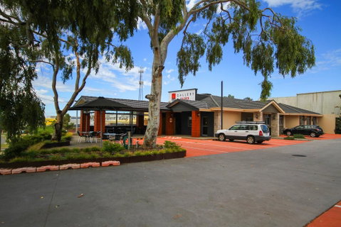 Gallery Hotel - Accommodation BNB 2