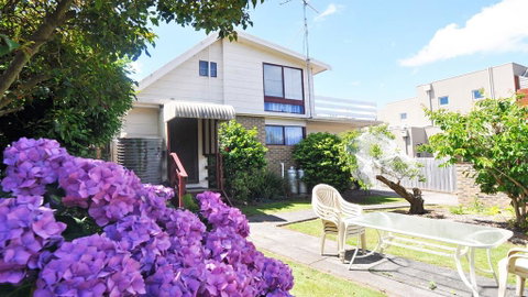 GETAWAY ON GARDEN - FREE WIFI - PET FRIENDLY (OUTSIDE ONLY) - Accommodation BNB 3