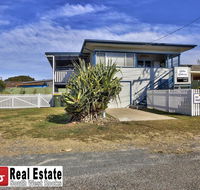 Gillies Getaway at South West Rocks - Accommodation BNB
