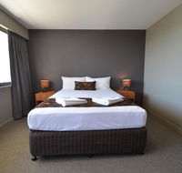 Gladstone Reef Hotel Motel - Accommodation BNB