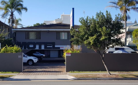 Gold Coast Airport Motel - Closest Privately Owned Accommodation To The GC Airport - Accommodation BNB 3