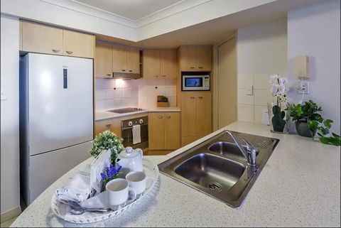 Gold Coast Apartment At Sandcastles On Broadwater - Accommodation BNB 1