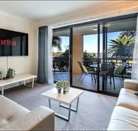 Gold Coast Apartment At Sandcastles On Broadwater - Accommodation BNB