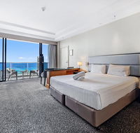 Gold Tower 20th Level Suite with Kitchenette - Accommodation BNB