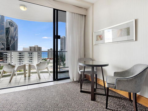 Gold Tower 8th Level Private Two Bedroom Dual Key - Accommodation BNB 1