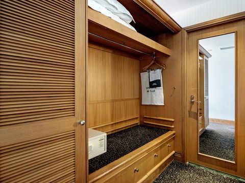 Gold Tower In The Oaks Hotel Surfers Paradise - 1019 - Accommodation BNB 3