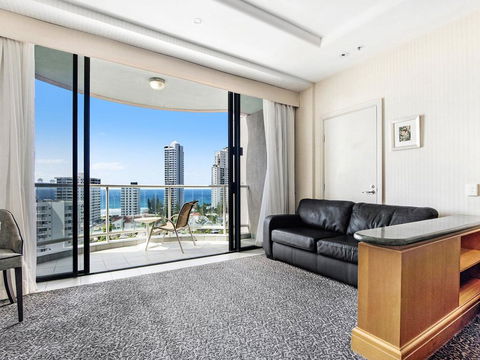 Gold Tower In The Oaks Hotel Surfers Paradise - 1019 - Accommodation BNB 2