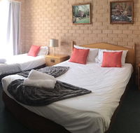 Golden Chain Aalana Motor Inn - Accommodation BNB