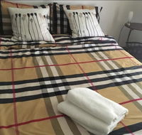 Golden House - Accommodation BNB
