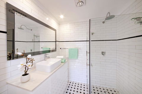 Grand Historical Terrace At The Rocks - Accommodation BNB 3