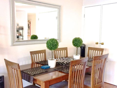 Great For Families.Pool & Kitchen - Accommodation BNB 0