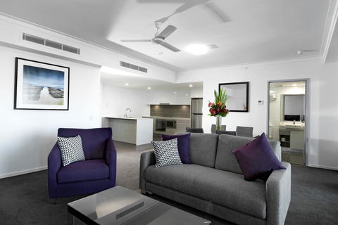 H On Mitchell Apartment Hotel - Accommodation BNB 3