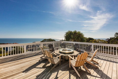 Hampton's Retreat Family Friendly, Water Views, Close To Beach With Heated Pool - Accommodation BNB 3