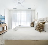 Hamptons Style 2 Bedroom Executive Luxury Apartment - Accommodation BNB