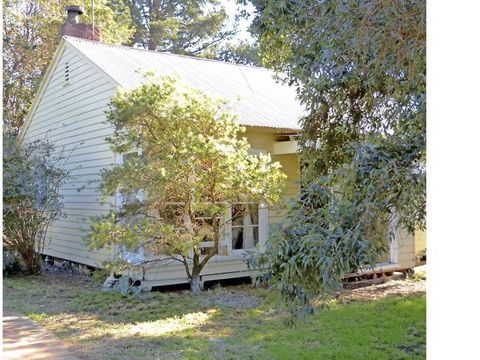 Happy Cozy House For Holidays, Beach, BBQ, Pet Friendly 35kms From CBD In Country Life Style !!! - Accommodation BNB 1