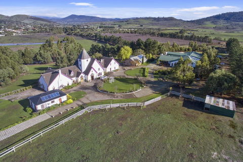 Hatchers Richmond Manor - Accommodation BNB 2