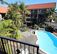 Hawaiian Gardens - Unit 3 - Accommodation BNB