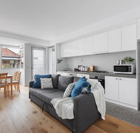 Heart of Windsor Apartment by Ready Set Host - Accommodation BNB
