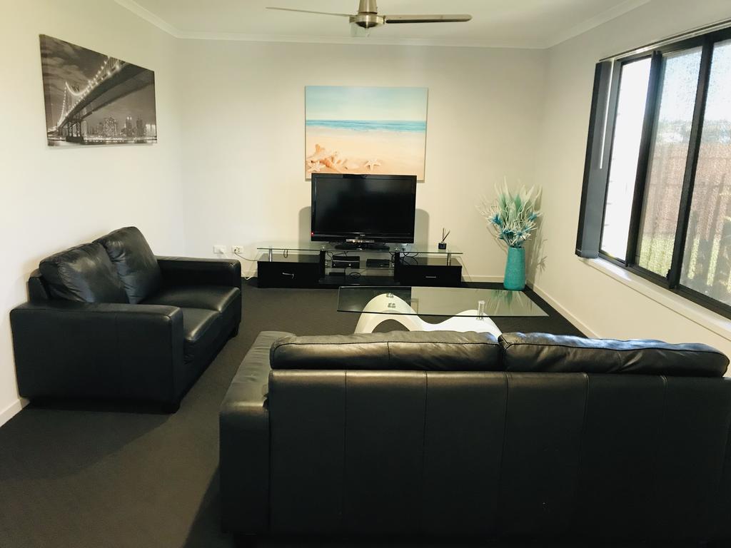 Kawungan QLD Accommodation BNB
