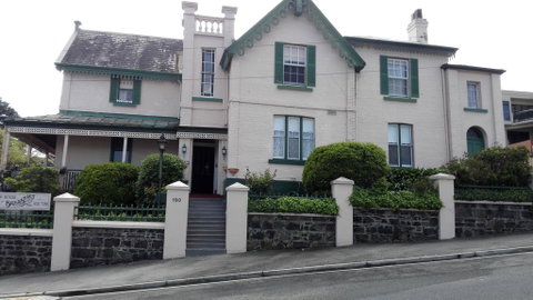 Hillview House Launceston - Accommodation BNB 3