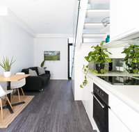 Hip one-bedroom house in inner Sydney - Accommodation BNB