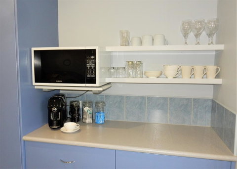 Holiday Home By The Beach In St Helens - Accommodation BNB 1