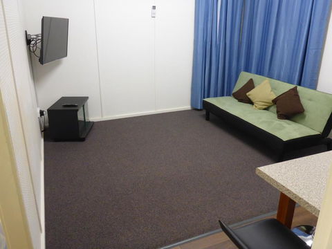Holiday House Clermont - Accommodation BNB 3