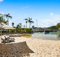 Homebush Bay Self-Contained Modern Two-Bedroom Apartments BEN - Accommodation BNB