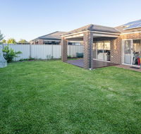 Homely Getaways in Central Pakenham - Pet Friendly - Accommodation BNB