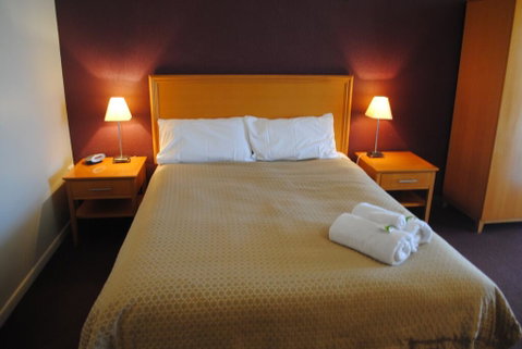 Horse & Jockey Hotel Motel - Accommodation BNB 1