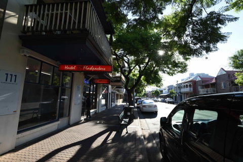 Hostel 109 Flashpackers - Accommodation BNB 3
