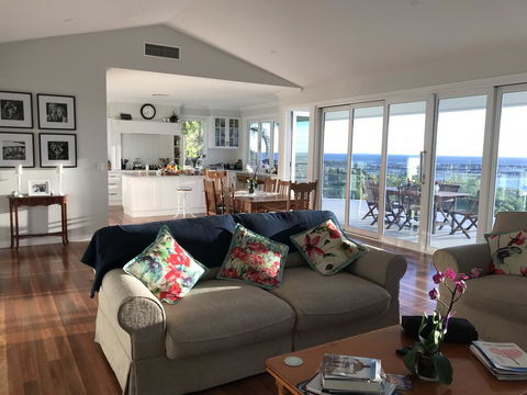 Jetty Beach Splendour Apartment - Accommodation BNB 1