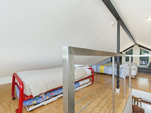 JOHANSSON'S PERCH COTTAGE - Accommodation BNB 1