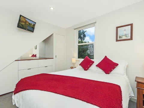 JOHANSSON'S PERCH COTTAGE - Accommodation BNB 2