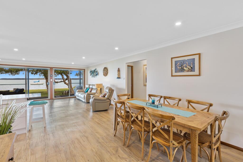 Summerland Point NSW Accommodation BNB