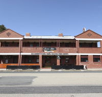Kaneira Hotel - Accommodation BNB