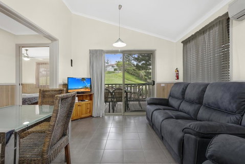Kendalls Beach Holiday Park - Accommodation BNB 1
