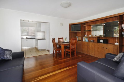 Kennedy Pde 11, Golden Beach - Accommodation BNB 3