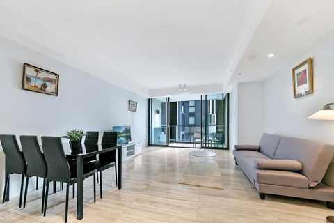 KOZYGURU HAYMARKET SYDNEY CITY VIEW 2 BED STUNNING APT NHA178-1206 - Accommodation BNB 3
