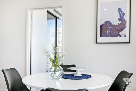 KOZYGURU ZETLAND HIGH LEVEL AMAZING VIEW KOZY 2BED APT + FREE PARKING NWA052 - Accommodation BNB 2