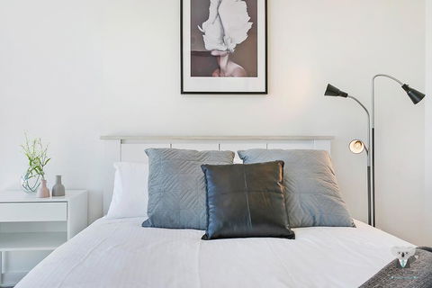 KOZYGURU ZETLAND HIGH LEVEL AMAZING VIEW KOZY 2BED APT + FREE PARKING NWA052 - Accommodation BNB 1