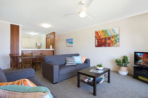 Kurrawa Lodge - Accommodation BNB 2