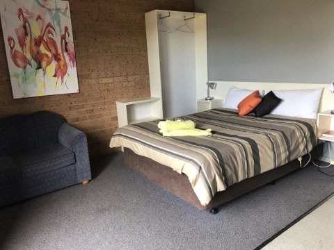 Lake Talbot Tourist Park - Accommodation BNB 0