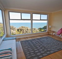 Lake Tyres Beach House - Accommodation BNB