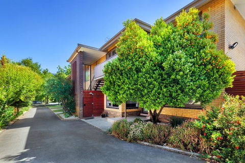Lake Wendouree Luxury Apartments On Webster - Accommodation BNB 0