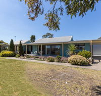 Lakeview - Waterviews on Newlands Arm - Accommodation BNB