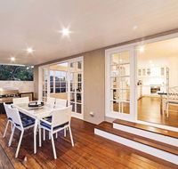 Luxurious Hampton Style 3 Bedroom House - Accommodation BNB